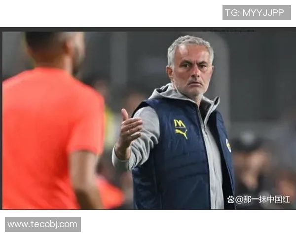 意大利足球明星在绿茵场上的人生哲学与思考之旅