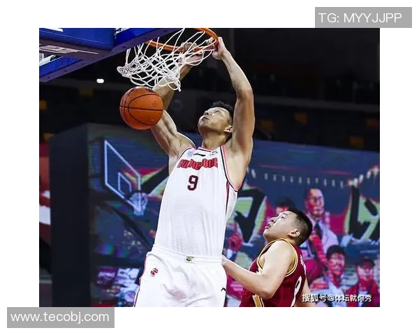 武汉排球队以82分领跑全国锦标赛积分榜展现强劲实力 武汉排球队以82分领跑全国锦标赛积分榜展现强劲实力