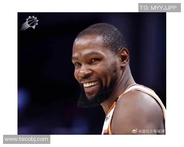 杜兰特对足球明星的热爱与追随背后的故事与启示 杜兰特对足球明星的热爱与追随背后的故事与启示