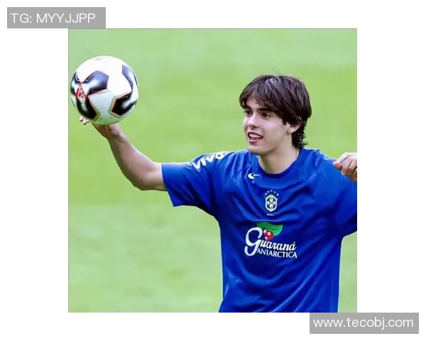 历史足球明星的经典瞬间与帅气风采回顾