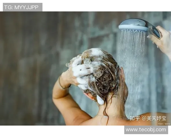 足球明星成功防脱秘笈揭秘让你重拾自信与魅力的护发之道